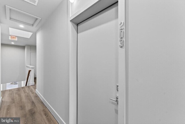 Foto del edificio - 117 N 21st St