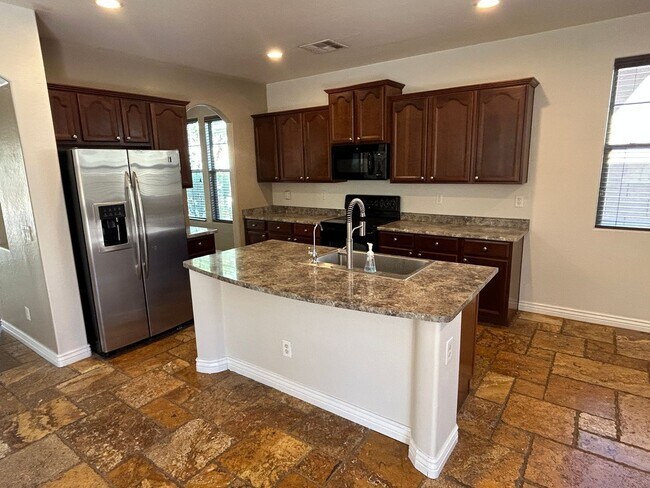 Foto del edificio - 21149 W Elm Way