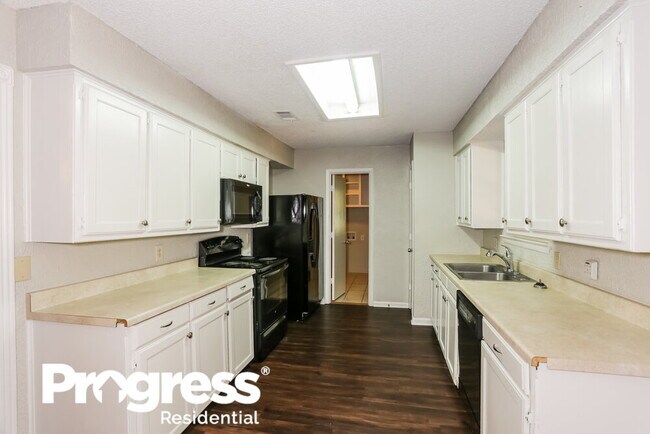 Building Photo - 5108 Parliament Dr