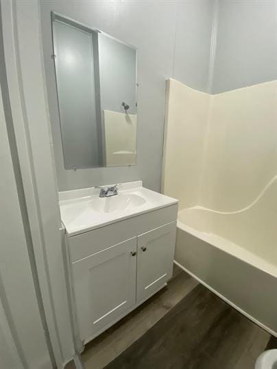 Building Photo - "Charming 2-Bedroom Retreat on Vinson High...