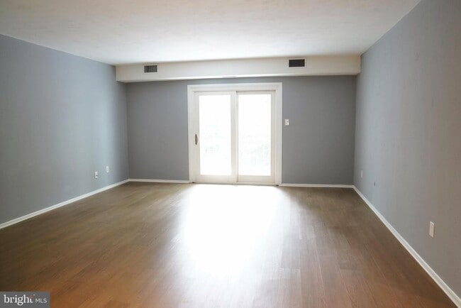 Foto del edificio - 20 Dougherty Blvd