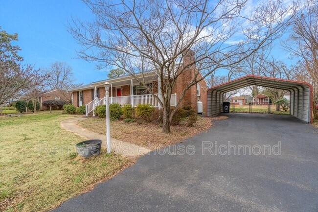 Building Photo - 9112 Warren Ave