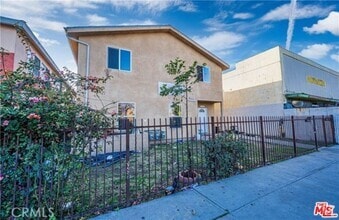 Building Photo - 10605 Avalon Blvd