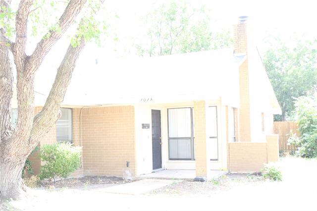 Building Photo - 2028 Santa Anna Dr