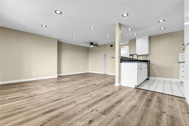 Photo - 20526 S Western Ave Townhome