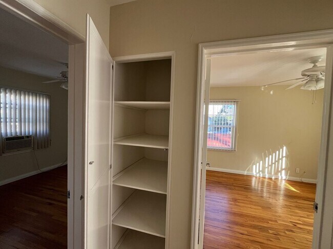 Foto del edificio - 126 N Maple St