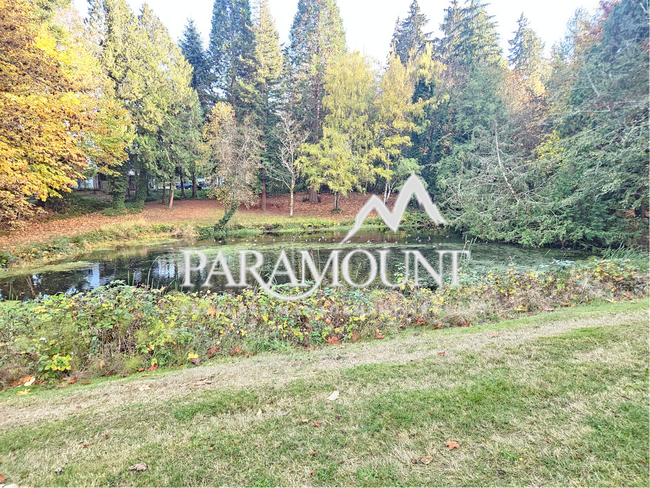 Building Photo - Majestic and Private 1 Bedroom! Water/Sewe...