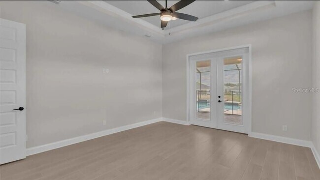 Building Photo - 6980 Bentridge Dr