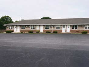 Building Photo - 1103 Carrie Ln