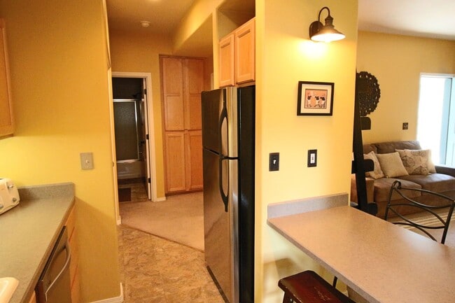 Building Photo - Furnished 2 Bedroom Condo in Sunriver For ...