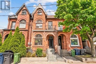 Building Photo - 261-261 Ossington Ave
