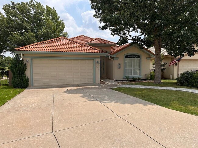 Foto del edificio - 30218 Briarcrest Dr