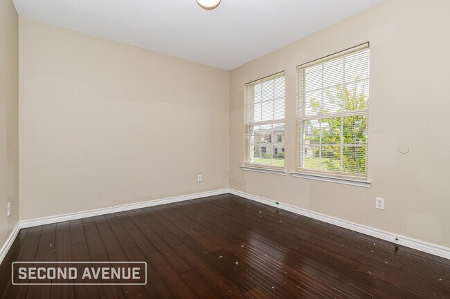 Foto del edificio - 3013 Timber Ridge Ln