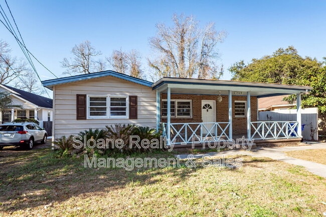 Building Photo - 1520 N Avalon Cir