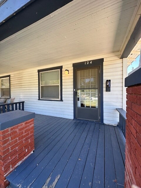 Foto del edificio - 124 NW 18th St