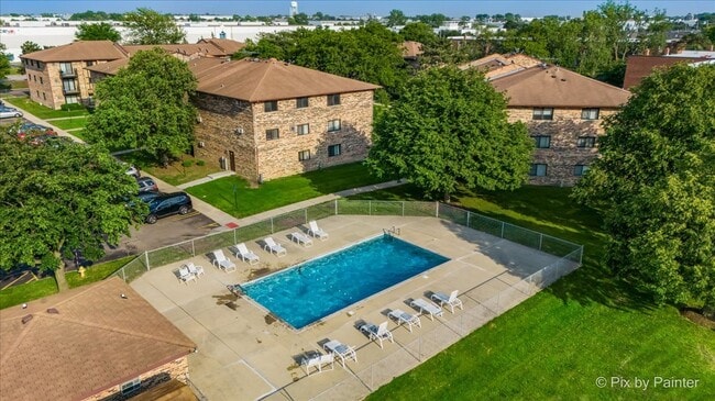 Foto del edificio - 312 Klein Creek Ct