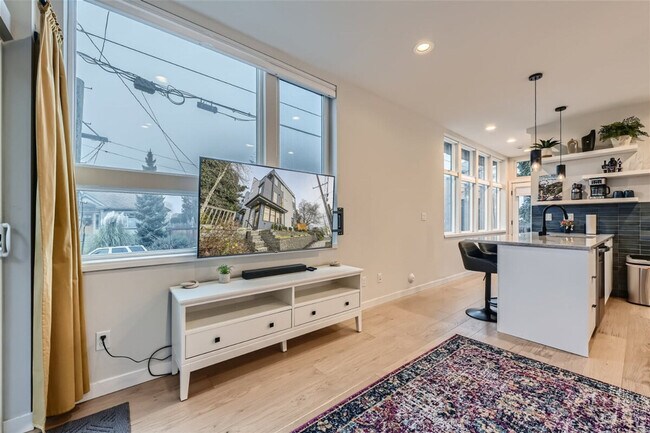 Foto del edificio - 4306 Wallingford Ave N