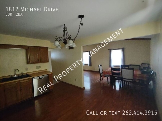 Building Photo - 1812 Michael Dr
