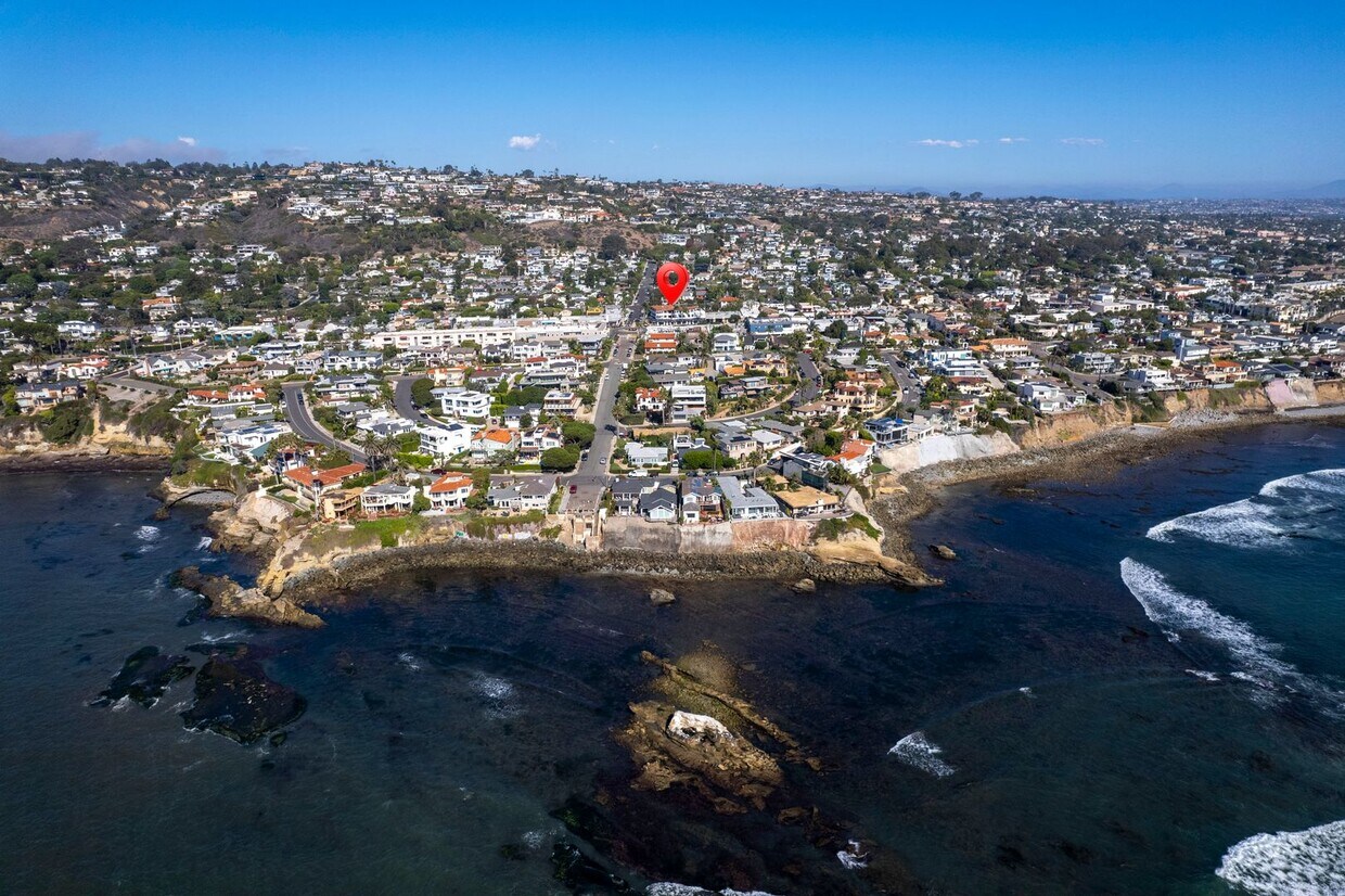 Foto del edificio - 2BR/2BA in Bird Rock/La Jolla with Washer/Dryer in Unit!