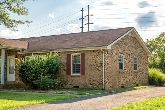 Foto del edificio - 1184 Meadowview Dr