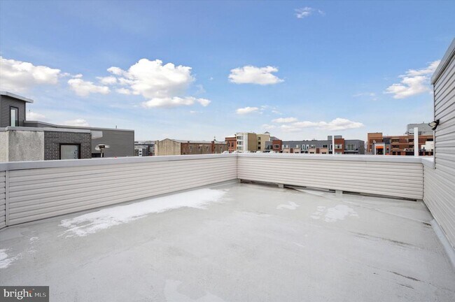 Foto del edificio - 1617-19 Ridge Ave