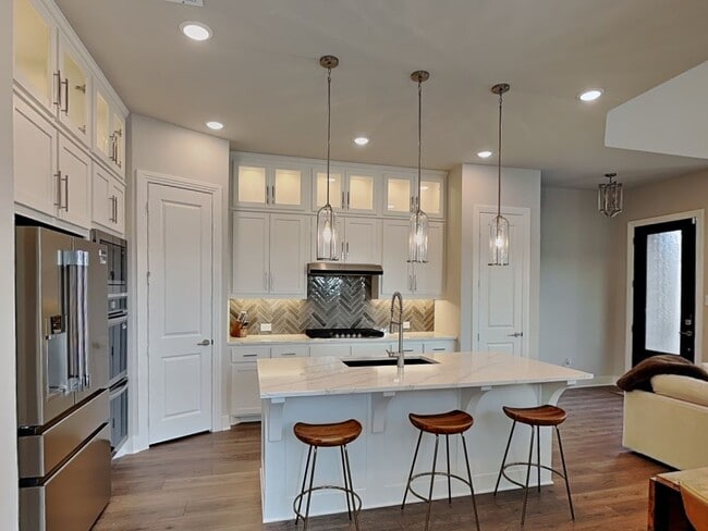 Building Photo - A Sophisticated Townhome in the Heart of Walsh