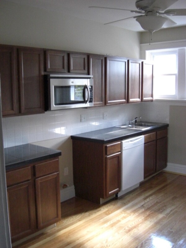 Foto del edificio - 3606 Bates St