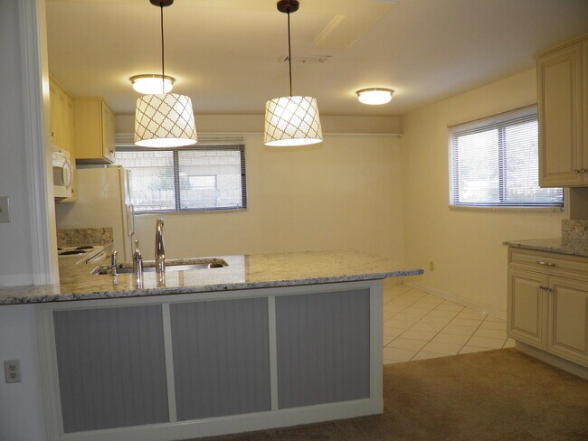 Foto del edificio - 103 Alden Dr