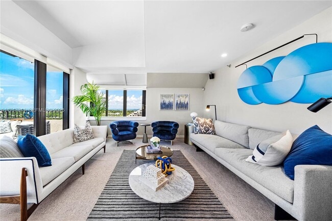 Building Photo - 201 Crandon Blvd