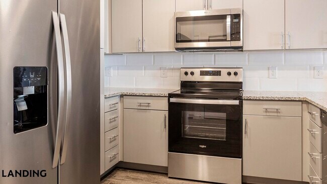 Building Photo - 185 Polaris Pointe