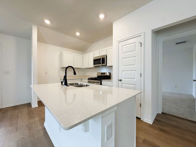 Foto del edificio - 3625 Blue Ave