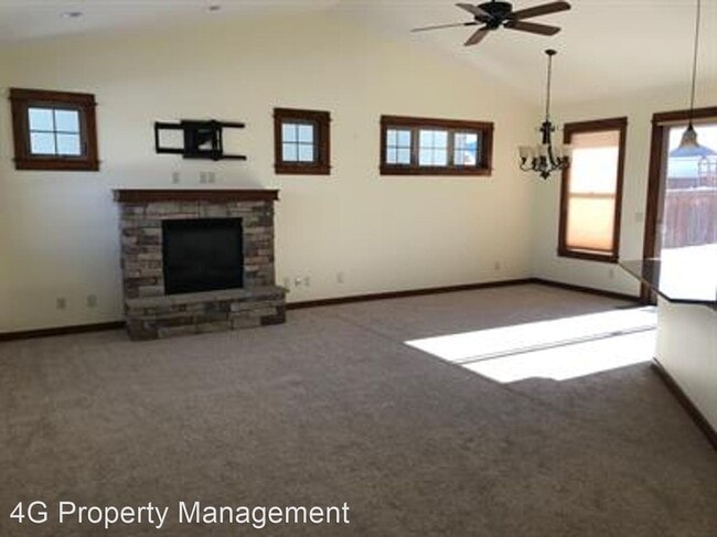 Building Photo - 3 br, 2 bath House - 2836 Meah Lane