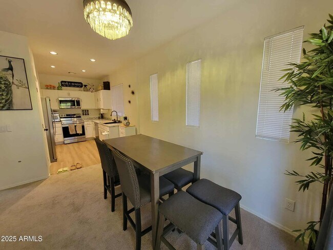 Foto del edificio - 7514 S 14th St