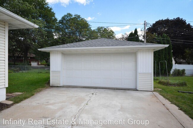 Foto del edificio - 3 br, 2 bath House - 1434 15th Ave NW