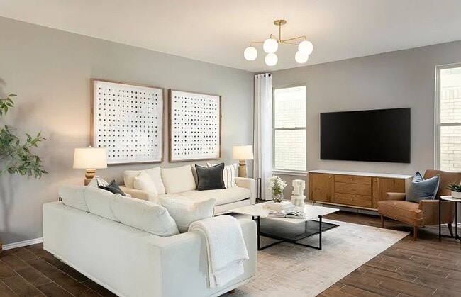 Building Photo - 313 Redonda Dr