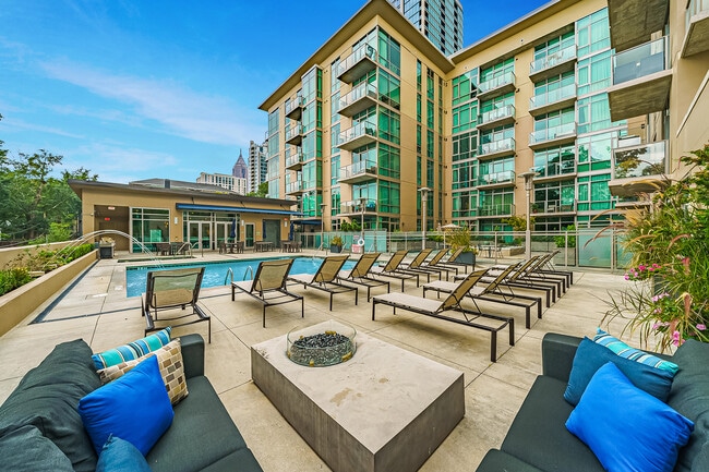 Photo - 905 Juniper St NE Apartment