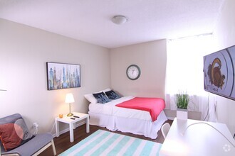 Building Photo - Deluxe Room - Sherbrooke