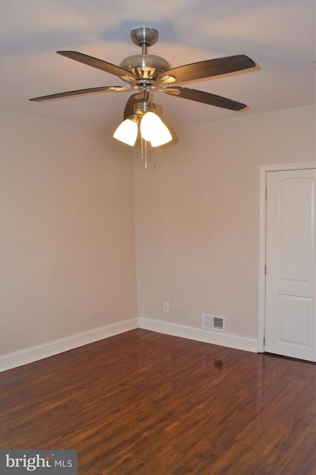 Building Photo - 1503 E Cold Spring Ln
