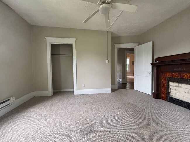 Foto del edificio - South Park Rental - $900/mo