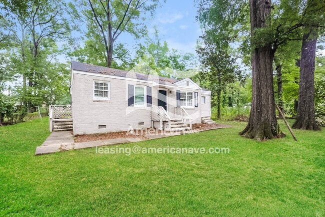 Building Photo - 2438 Pye Ave