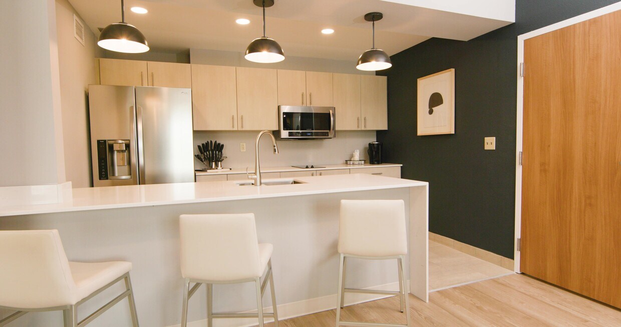 Foto principal - 1188 Pineview Dr
