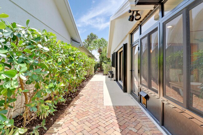 Building Photo - 109 Seashore Dr