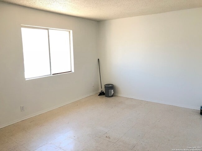 Photo - 11127 Belair Drive Unit 1 House
