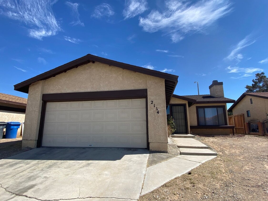 2114 Sierra Linda Dr, Barstow, CA 92311 House Rental in Barstow, CA
