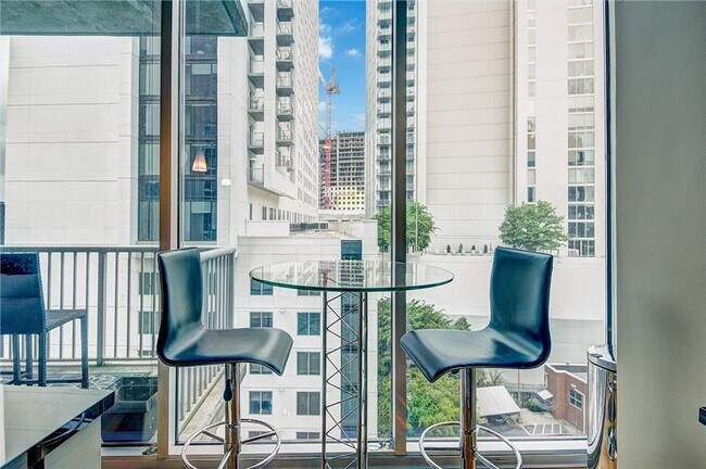 Foto del edificio - 44 Peachtree Pl NW