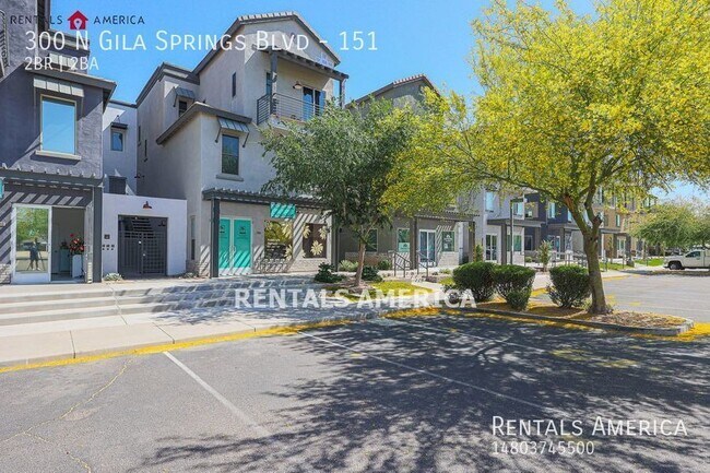 Building Photo - Check out this spectactacular modern condo...