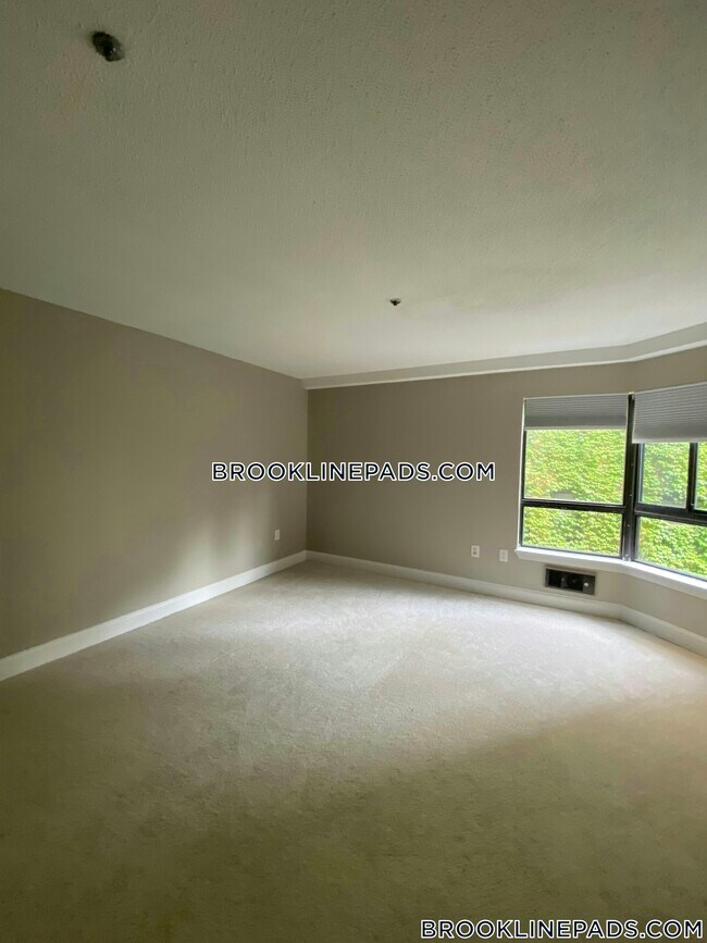 Foto del edificio - 1111 Beacon St