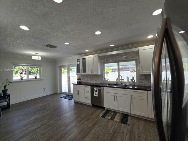 Foto del edificio - 9591 SW 52nd Terrace