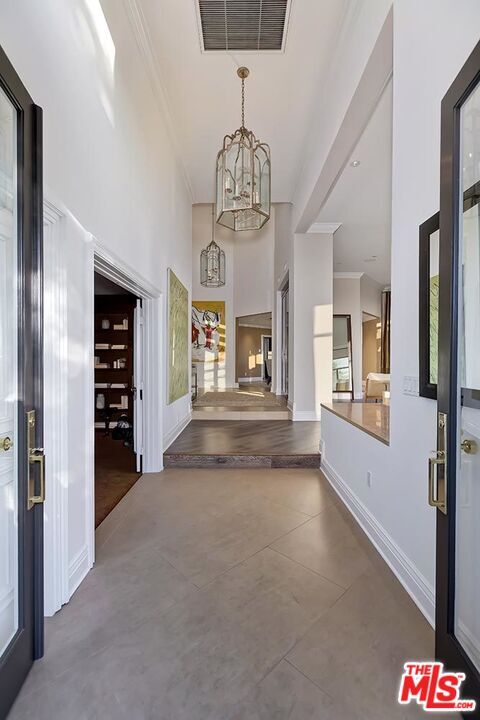 Foto del edificio - 9196 Thrasher Ave