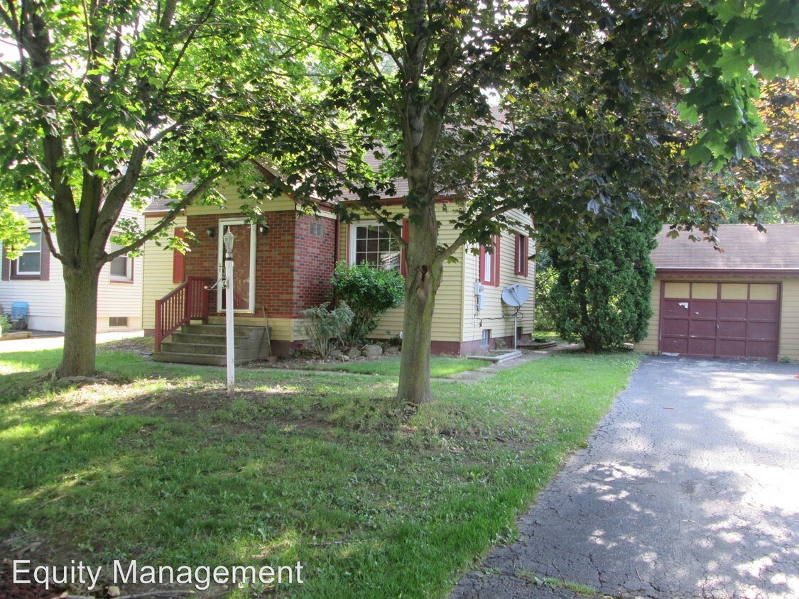 Primary Photo - 817 Taylor Ave